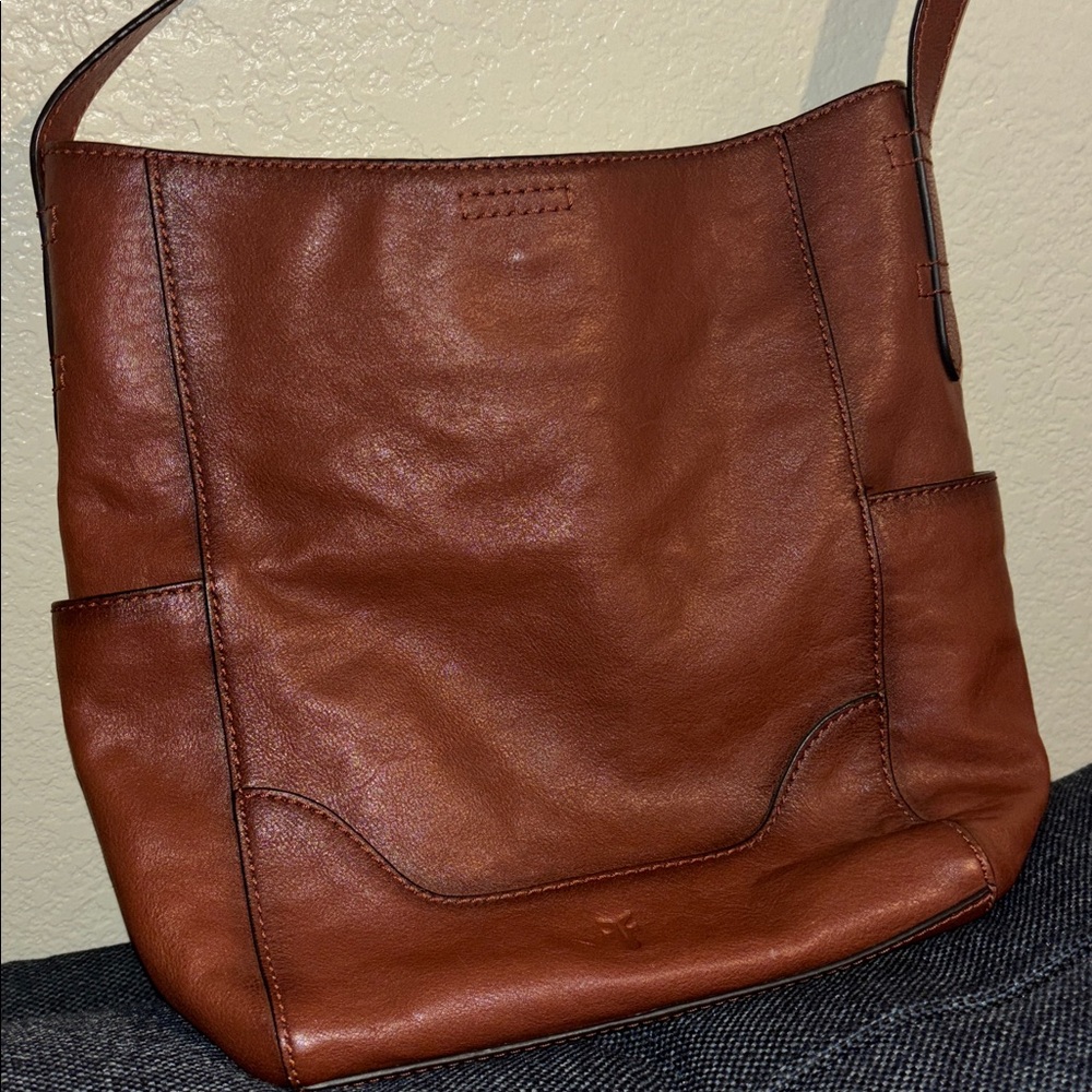 Frye Elegant Brown Leather Shoulder Bag